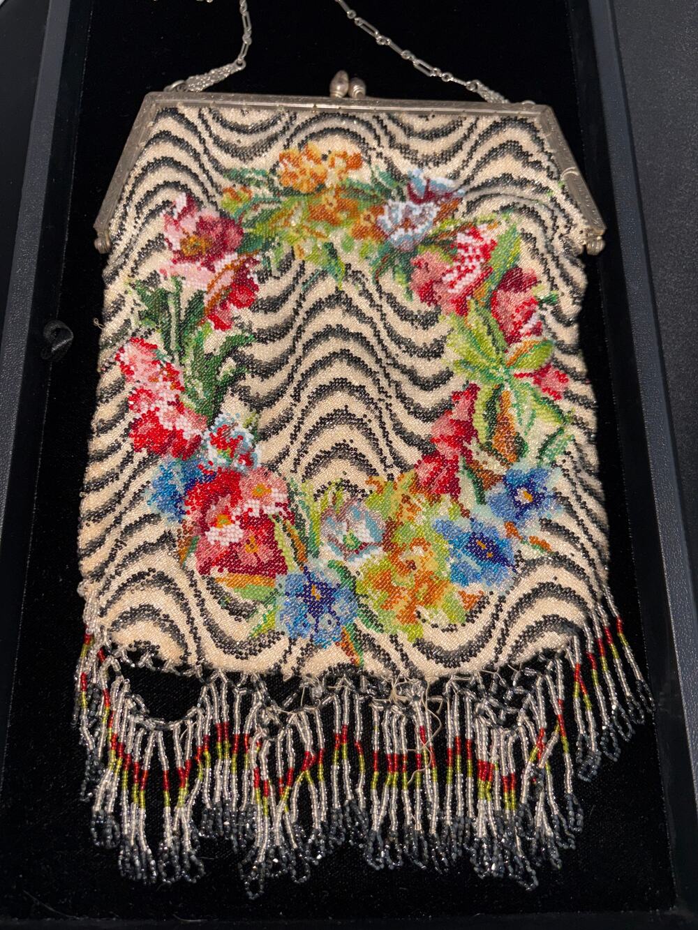 Austro‑Hungarian / German Micro‑Beaded Purse – 1912–1922 – Art Nouveau